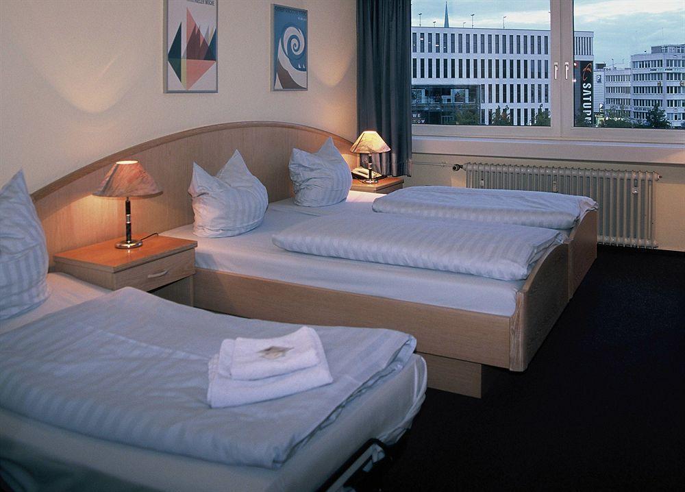 Hotel Am Schwedenkai Kilonia Zewnętrze zdjęcie